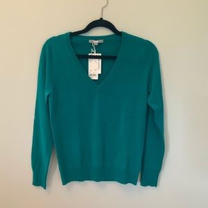 Uniqlo teal cashmere v neck sweater